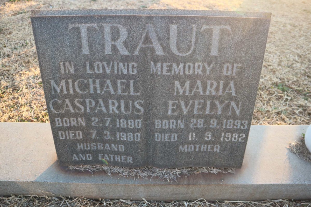 TRAUT Michael Casparus 1890-1980 &amp; Maria Evelyn 1893-1982