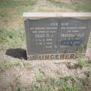 UNGERER Gert D.J. 1908-1970 &amp; Magdalena G. 1901-1979