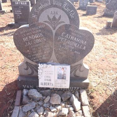 WESTHUIZEN Hendrik Jacobus, van der 1947-1988 &amp; Catharina Petronella 1948- :: ALBERTS Cyril David 1991-1991