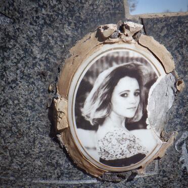 WHITEHEAD Rentia 1976-1994