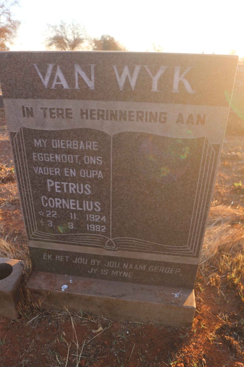 WYK Petrus Cornelius, van 1924-1982