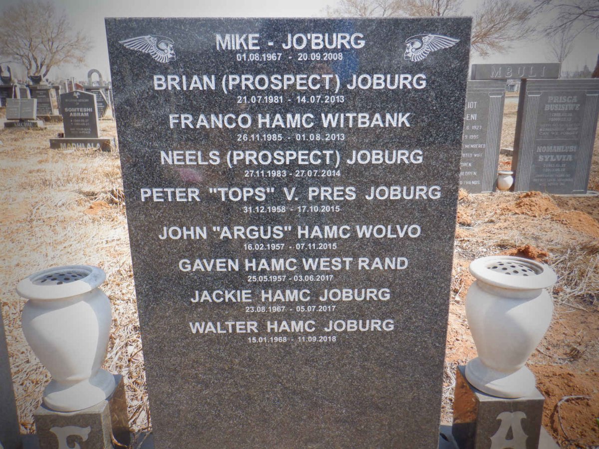 ? Mike 1967-2008 :: ? Brian 1981-2013 :: ? Franco 1985-2013 :: ? Neels 1983-2014 :: ? Peter Tops 1958-2015