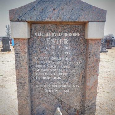 ? Ester 1911-1997