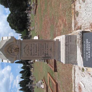 BARNETT Amy nee McLEES 1870-1912 :: BARNETT Robert ? &amp; Lucy Adams -1935