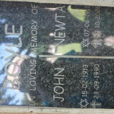 BOYLE John 1913-1990 &amp; Newta 1911-2006