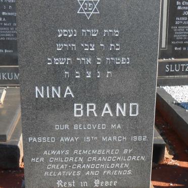 BRAND Nina -1982