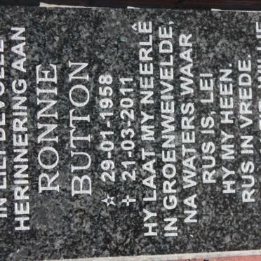 BUTTON Ronnie 1958-2011