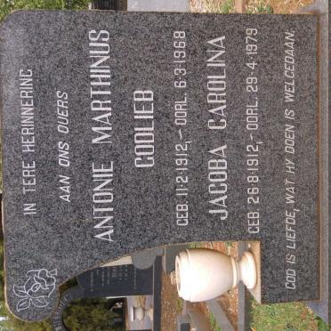 ESTERHUIZEN Antonie Marthinus Godlieb 1912-1968 &amp; Jacoba Carolina 1912-1979