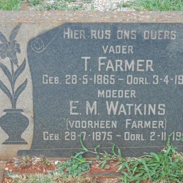FARMER T. 1865-1926 &amp; E.M. WATKINS voorheen FARMER 1875-1950