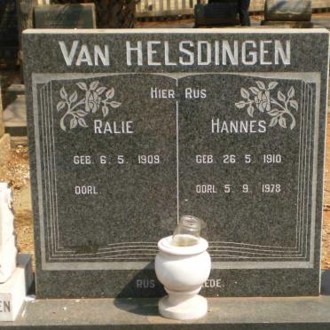 HELSDINGEN Hannes, van 1910-1978 &amp; Ralie 1909- :: HELSDINGEN Gertjie, van -1951 :: HELSDINGEN Hestertjie, van 1938-1938