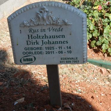 HOLTZHAUSEN Dirk Johannes 1925-2011