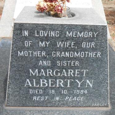 JAMES John 1896-1953 &amp; Hetty 1890-1978 :: ALBERTYN Margaret -1984
