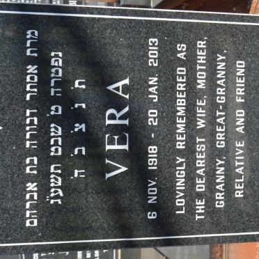 JACOBS Vera 1918-2013
