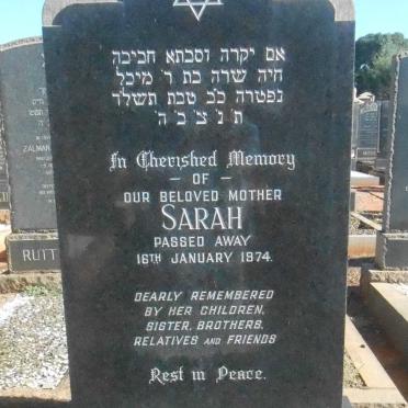 KALMEK Sarah -1974