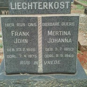 LIECHTERKOST Frank John 1896-1975 &amp; Mertina Johanna 1893-1949