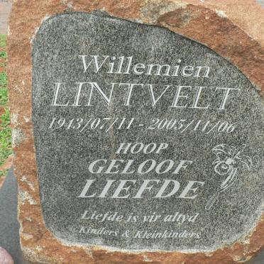LINTVELT Willemien 1943-2006