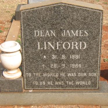 LINFORD Dean James 1981-1984