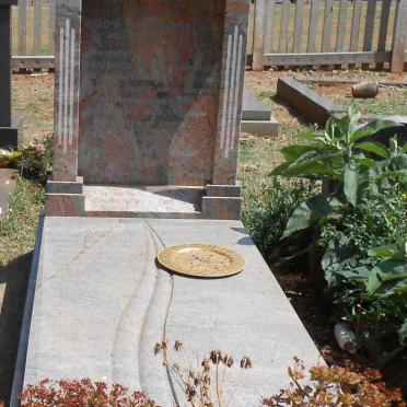 NAIDOO Dowlett -1962 :: ? Mariemutheo 1932-1997 :: ? Vergad?samy