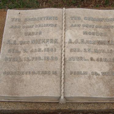 NIEKERK A.A., van 1861-1929 &amp; A.J.H. 1862-1928