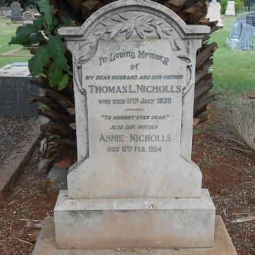 NICHOLLS Thomas L. -1930 &amp; Annie -1954