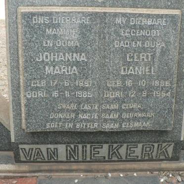 NIEKERK Gert Daniel, van 188?-1954 &amp; Johanna Maria 1891-1985