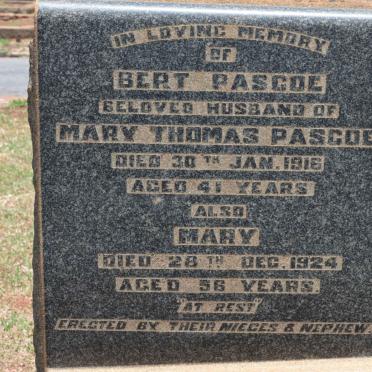 PASCOE Bert -1916 &amp; Mary Thomas -1924