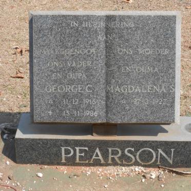 PEARSON George C. 1916-1986 &amp; Magdalena S. 1922-