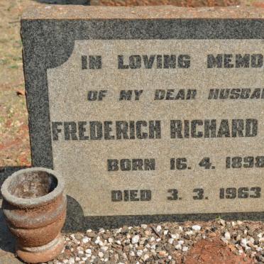 PEAK Frederich Richard 1898-1963