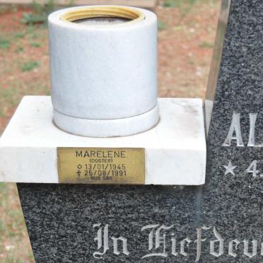 PIENAAR Albertus Johannes 1907-1965 & Martha Elizabeth Jacoba 1912-1982 :: PIENAAR Marelene 1945-1991