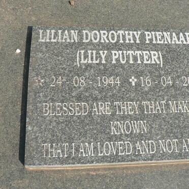 PIENAAR Lilian Dorothy nee PUTTER 1944-2009