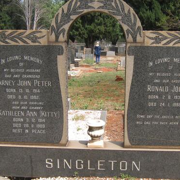SINGLETON Barney John Peter 1914-1982 &amp; Kathleen Ann 1914-1989 :: SINGLETON Ronald John 1935-1968