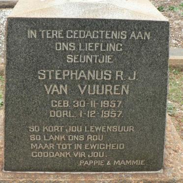 VUUREN Stephanus R.J., van 1957-1957