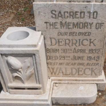 WALDECK Doreen 1902-1965 :: WALDECK Derrick 1932-1949