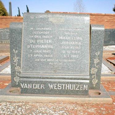 WESTHUIZEN Pieter Stephanus, van der 1883-1958 &amp; Madeleine BEHR 1889-1982