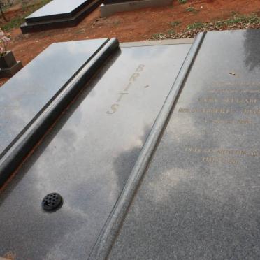 BRITS Gert Cornelius 1930-1990 &amp; Anna Elizabeth ELLERMAN nee SLABBERT 1935-