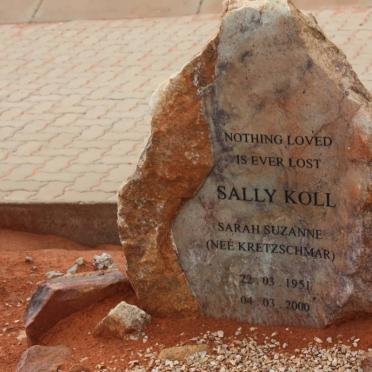KOLL Sarah Suzanne nee KRETZSCHMAR 1951-2000