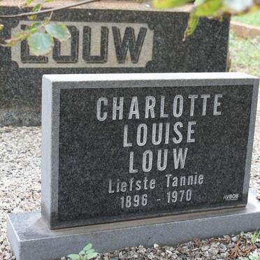 LOUW Adriaan J. 1859-1935 :: LOUW Adriaan J. 1917-1917 :: LOUW Charlotte Louise 1896-1970 :: LOUW Maria J. nee ROWAN 1860-1920