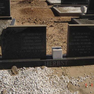HERBST Christiaan Frederik 1898-1989 &amp; Nicolasina Wilhelmina Jacoba PIETERSE 1898-1975