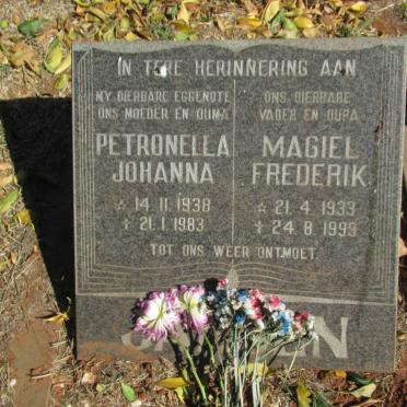 ? Magiel Frederik 1933-1999 &amp; Petronella Johanna 1938-1983