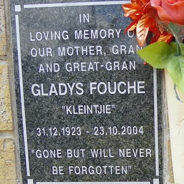 FOUCHE Gladys 1923-2004