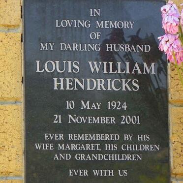 HENDRICKS Louis William 1924-2001