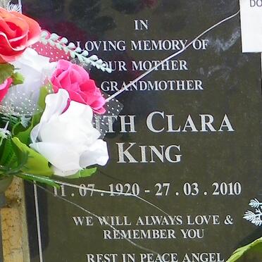 KING ??ith Clara 1920-2010