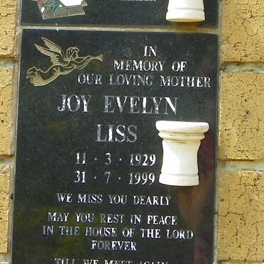 LISS Joy Evelyn 1929-1999