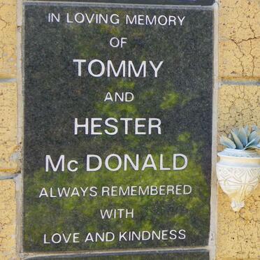 McDONALD Tommy &amp; Hester