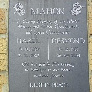 MAHON Desmond 1925-2004 &amp; Hazel 1929-2002