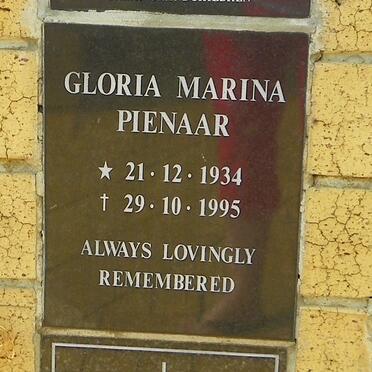 PIENAAR Gloria Marina 1934-1995