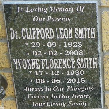 SMITH Clifford Leon 1928-2008 &amp; Yvonne Florence 1930-2015