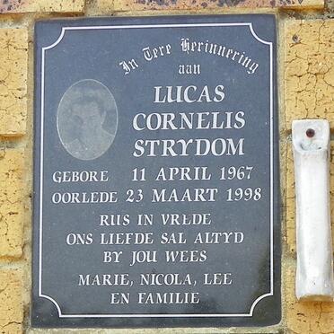 STRYDOM Lucas Cornelis 1967-1998