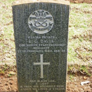 DAVIS L.G. -1945