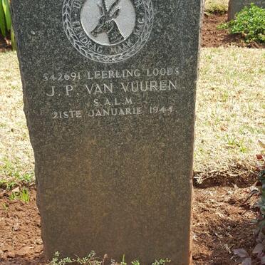 VUUREN J.P., van -1944